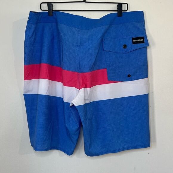 Quiksilver 9" DryFlight High Line Multicolor Striped Swim Trunks Men's size 38 - Picture 6 of 10